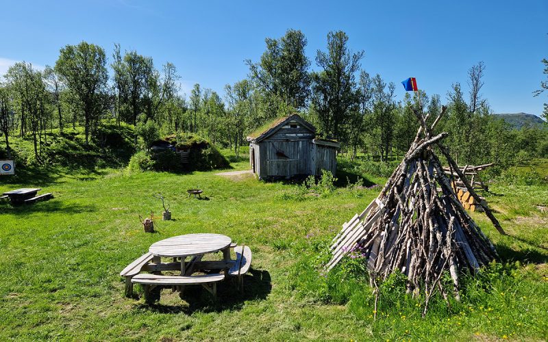 4. Vilgesvarre an adventurous journey to an old sami settlement